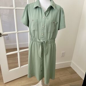 Naif Green Dress Sz L Pullon Collar Button Detail Elastic Wasit Career Work